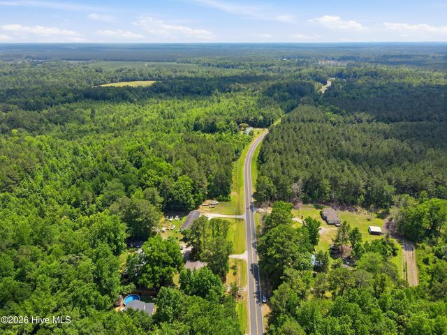 1228 Core Point Road, Blounts Creek, NC 27814