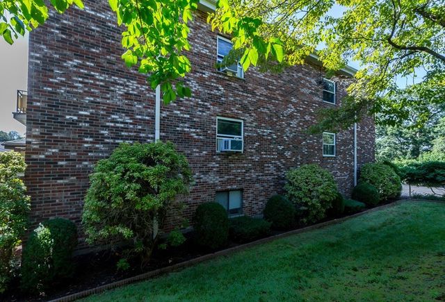 43 Burnham St C-3, Belmont, MA 02478
