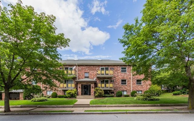 43 Burnham St C-3, Belmont, MA 02478
