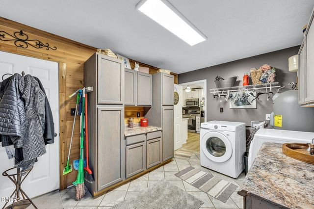 633 Lilac Lane, Vass, NC 28394