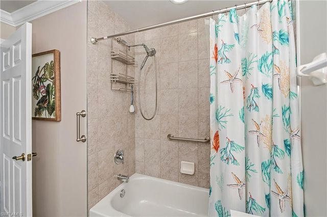 1051 Winding Pines CIR 107, Cape Coral, FL 33909