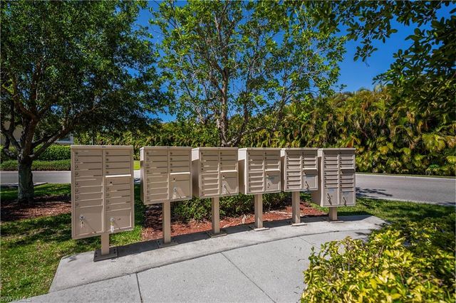 1051 Winding Pines CIR 107, Cape Coral, FL 33909