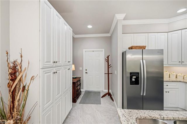 1051 Winding Pines CIR 107, Cape Coral, FL 33909