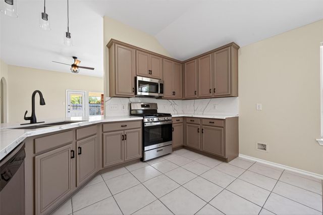 19902 Chaste Tree Lane, Humble, TX 77338