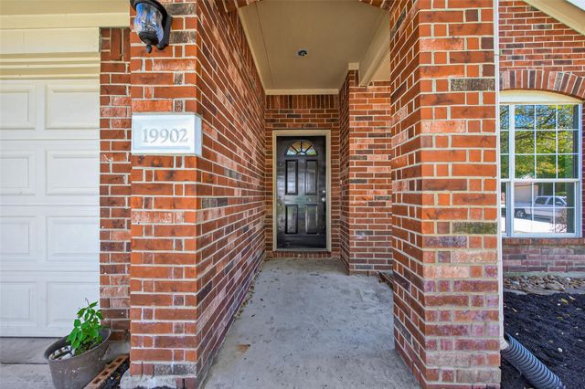 19902 Chaste Tree Lane, Humble, TX 77338