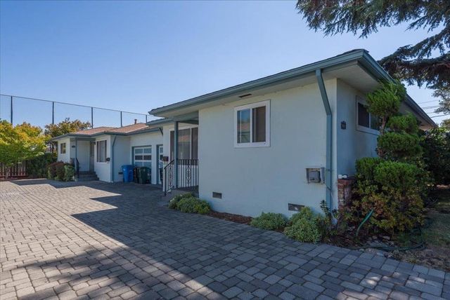 1931 Palm Avenue, San Mateo, CA 94403