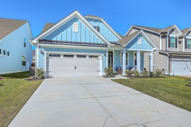 220 Old Grove Avenue, Moncks Corner, SC 29461