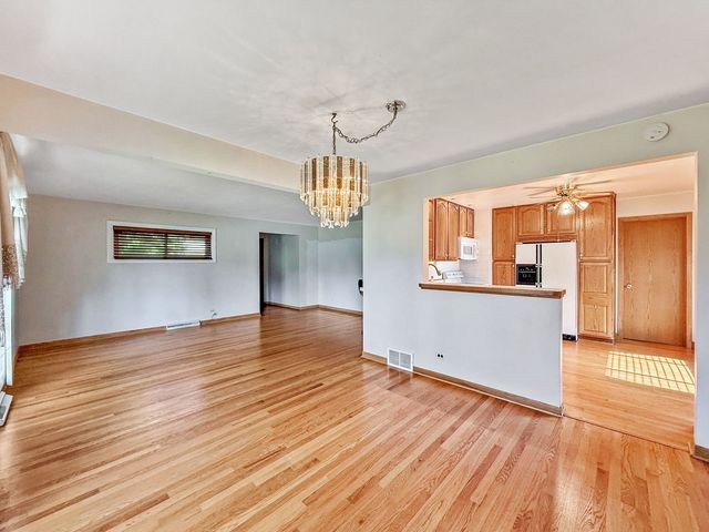 11115 Martindale Drive, Westchester, IL 60154