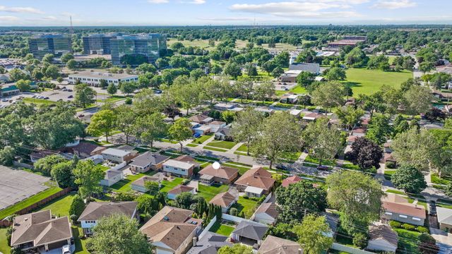11115 Martindale Drive, Westchester, IL 60154