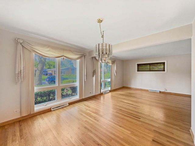 11115 Martindale Drive, Westchester, IL 60154