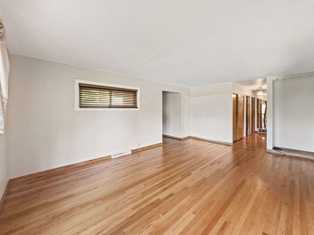 11115 Martindale Drive, Westchester, IL 60154