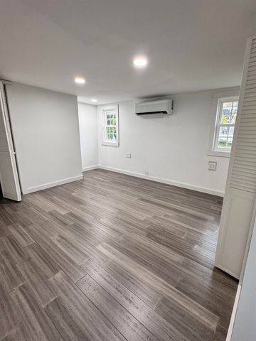 59 Island Circle, South Hero, VT 05486
