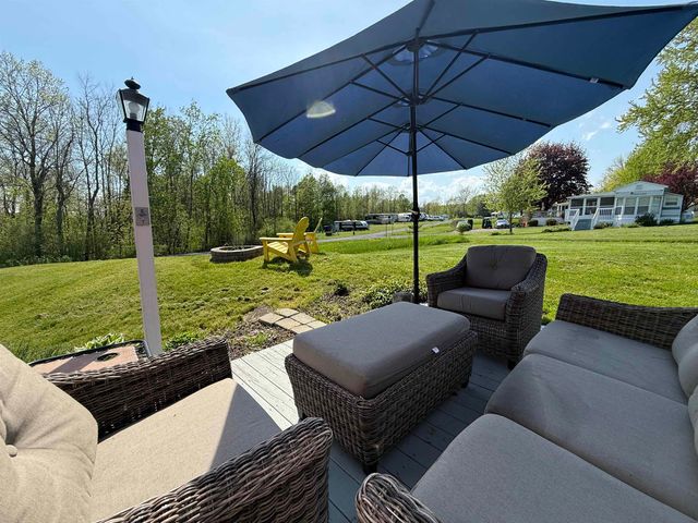 59 Island Circle, South Hero, VT 05486