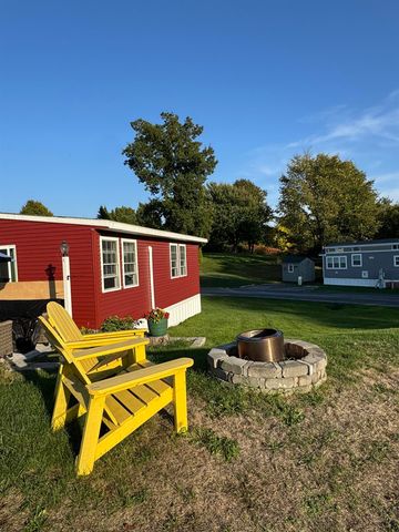 59 Island Circle, South Hero, VT 05486