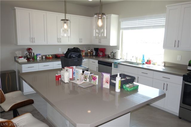 7741 Tempest Sol Avenue, Las Vegas, NV 89113