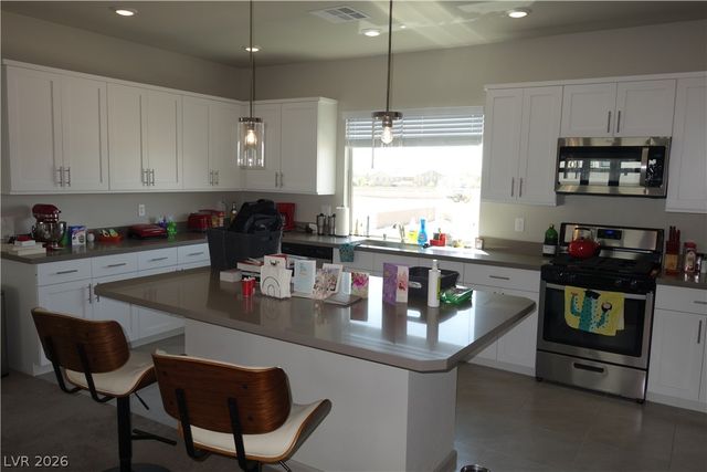 7741 Tempest Sol Avenue, Las Vegas, NV 89113