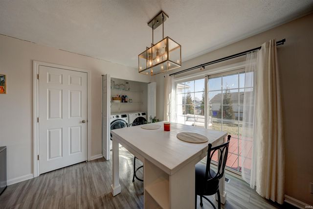 12515 Rolling Meadows Drive, Evansville, IN 47725