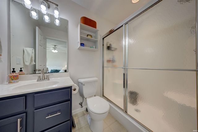 12515 Rolling Meadows Drive, Evansville, IN 47725