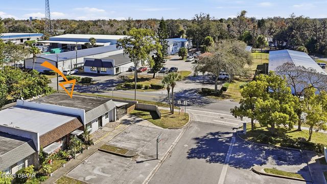 903 W Millard Court, Daytona Beach, FL 32117