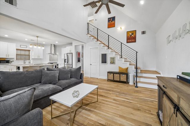 7149 Avenue K, Houston, TX 77011
