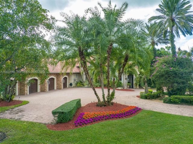 16740 Berkshire Ct, Southwest Ranches, FL 33331