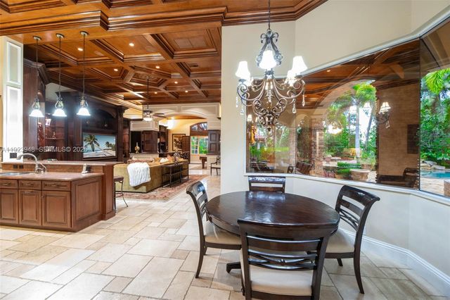 16740 Berkshire Ct, Southwest Ranches, FL 33331