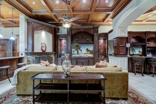 16740 Berkshire Ct, Southwest Ranches, FL 33331