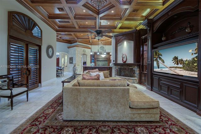 16740 Berkshire Ct, Southwest Ranches, FL 33331