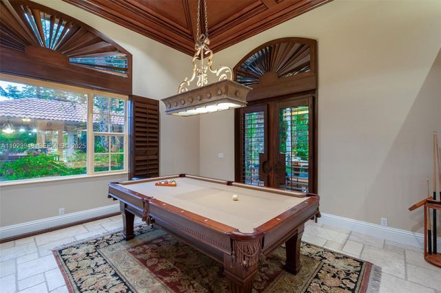 16740 Berkshire Ct, Southwest Ranches, FL 33331