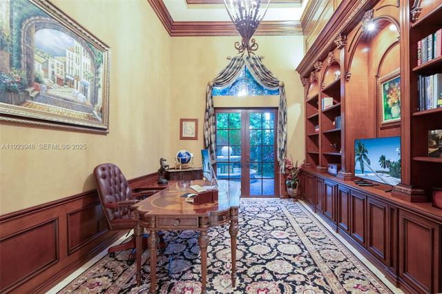 16740 Berkshire Ct, Southwest Ranches, FL 33331