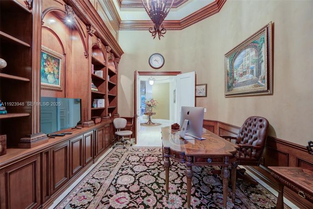 16740 Berkshire Ct, Southwest Ranches, FL 33331