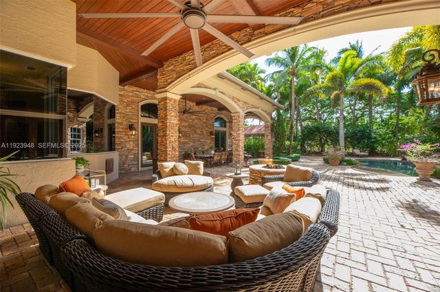 16740 Berkshire Ct, Southwest Ranches, FL 33331