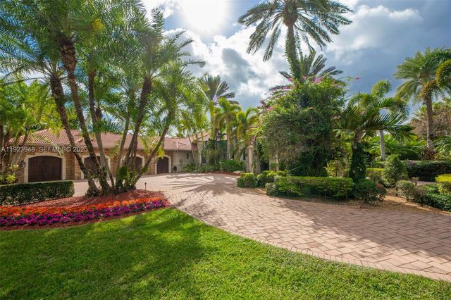 16740 Berkshire Ct, Southwest Ranches, FL 33331