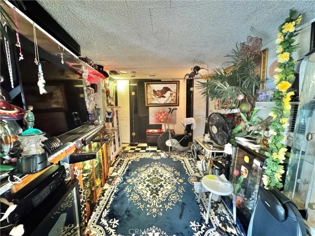 2250 W Darby 1, San Bernardino, CA 92407