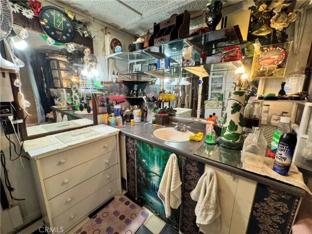 2250 W Darby 1, San Bernardino, CA 92407