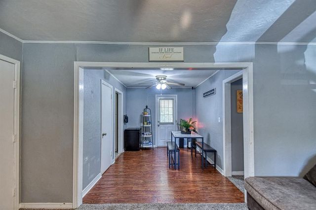1405 NW Sheffield Road, The Village, OK 73120