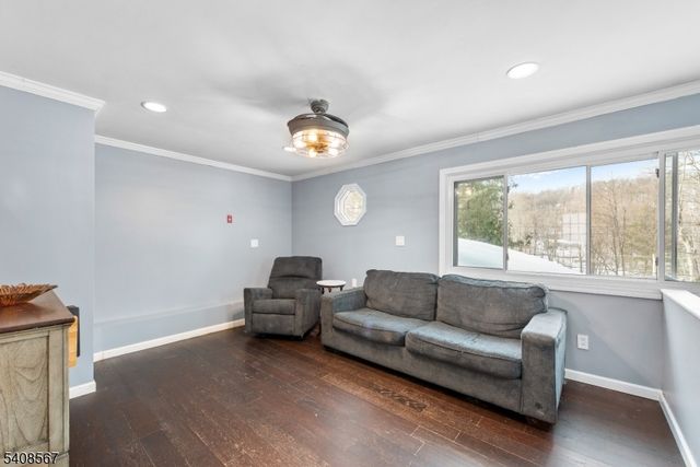 50 E Shore Dr, Vernon Twp., NJ 07462