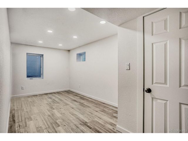 961 E 83rd Pl, Denver, CO 80229