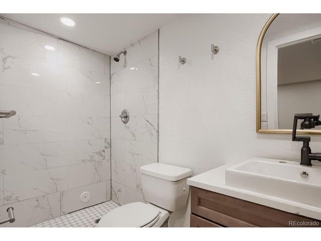 961 E 83rd Pl, Denver, CO 80229