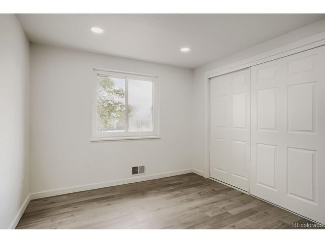 961 E 83rd Pl, Denver, CO 80229