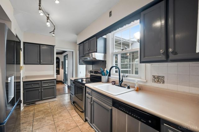 14 Santa Fe Road, Middletown, OH 45042