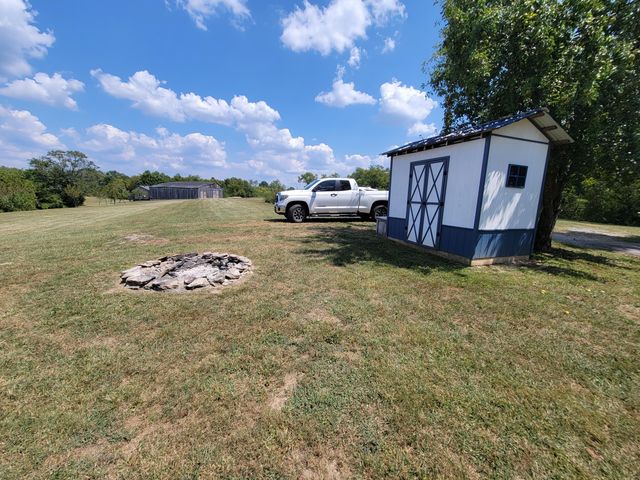 220 Old Eagle Tunnel Road, Glencoe, KY 41046