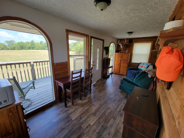 220 Old Eagle Tunnel Road, Glencoe, KY 41046