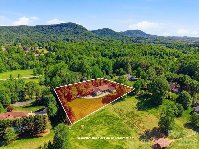 2718 Arden Drive, Lenoir, NC 28645