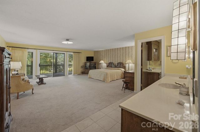 2718 Arden Drive, Lenoir, NC 28645