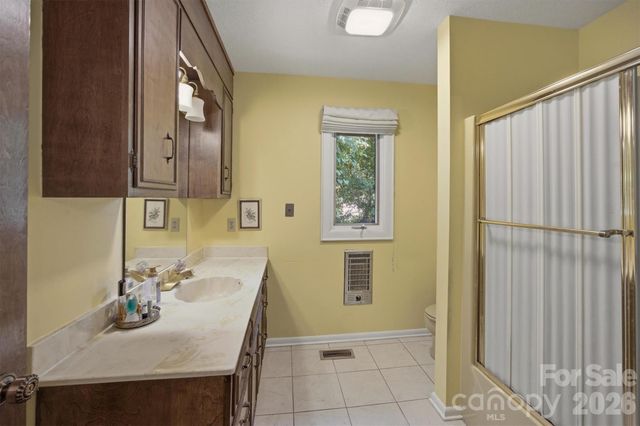 2718 Arden Drive, Lenoir, NC 28645
