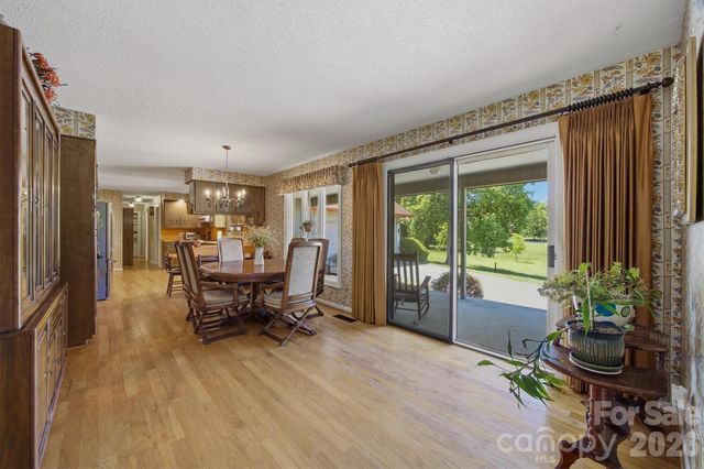 2718 Arden Drive, Lenoir, NC 28645
