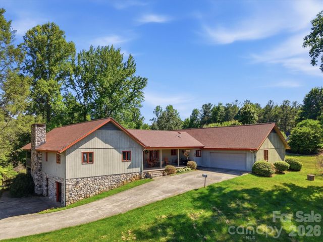 2718 Arden Drive, Lenoir, NC 28645