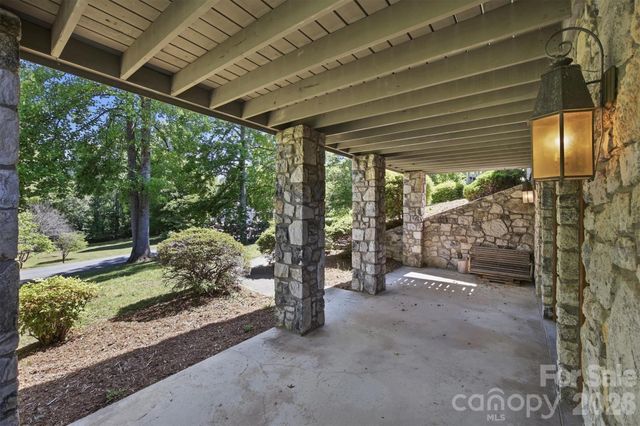 2718 Arden Drive, Lenoir, NC 28645