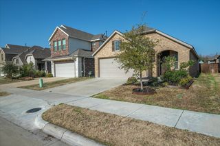 2817 Lenham Lane, Forney, TX 75126